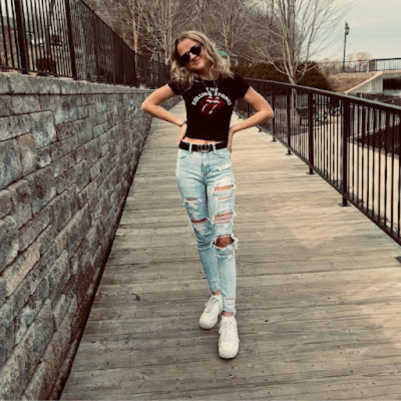 Meet your Posher, Faith - Picture 1 of 1